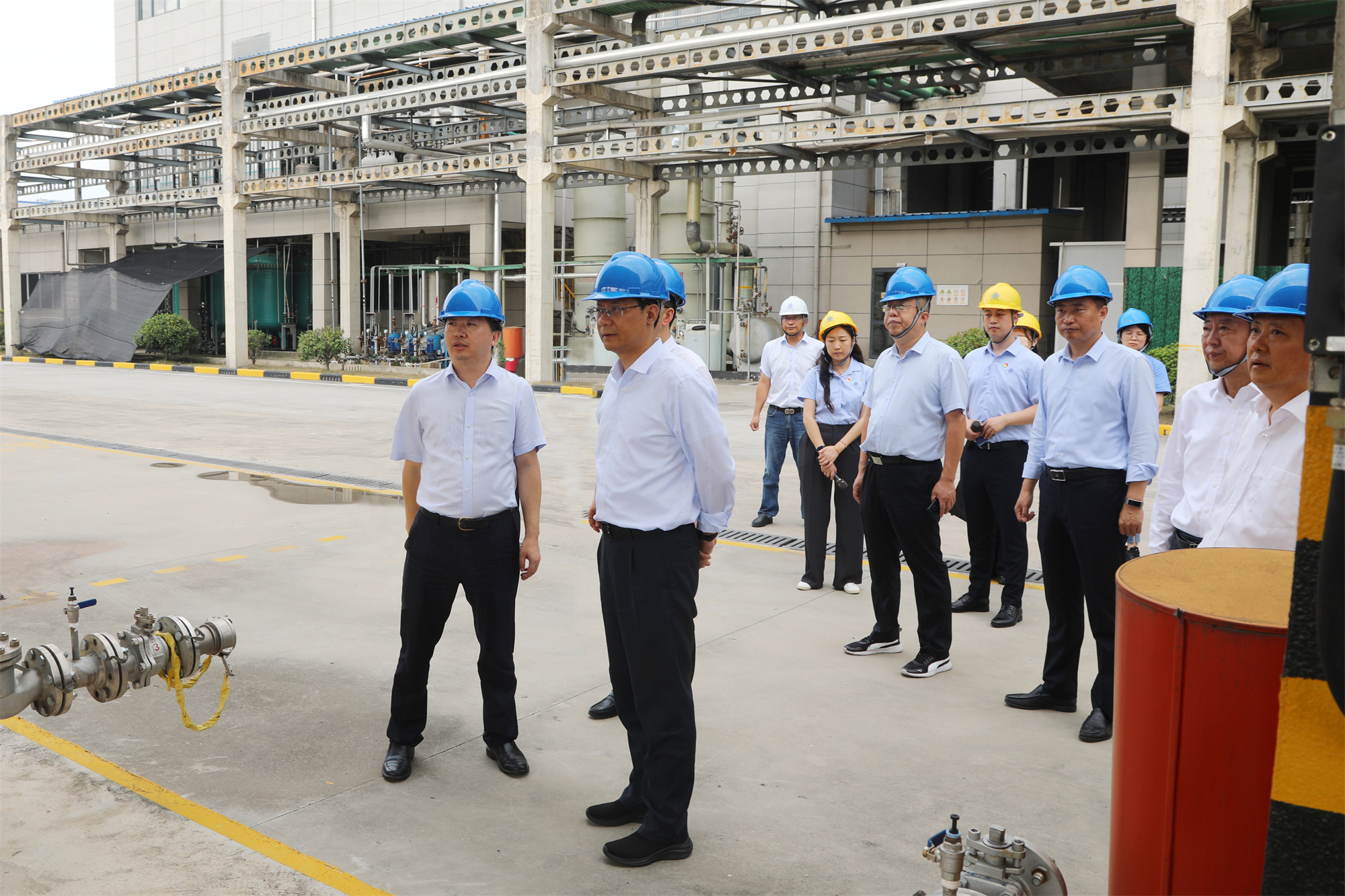 市委书记王进健赴GA黄金甲药业开展节前安全生产检查